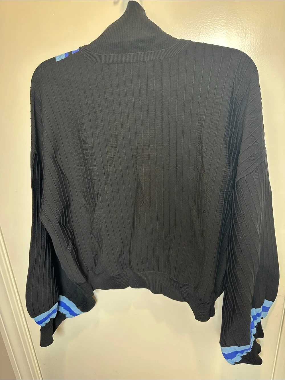 Black Pullover Sweater with Blue V-Stripe Detail (19)